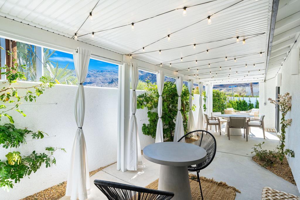 54990 Avenida Madero