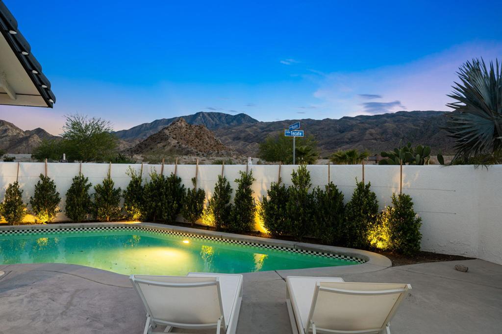 54990 Avenida Madero