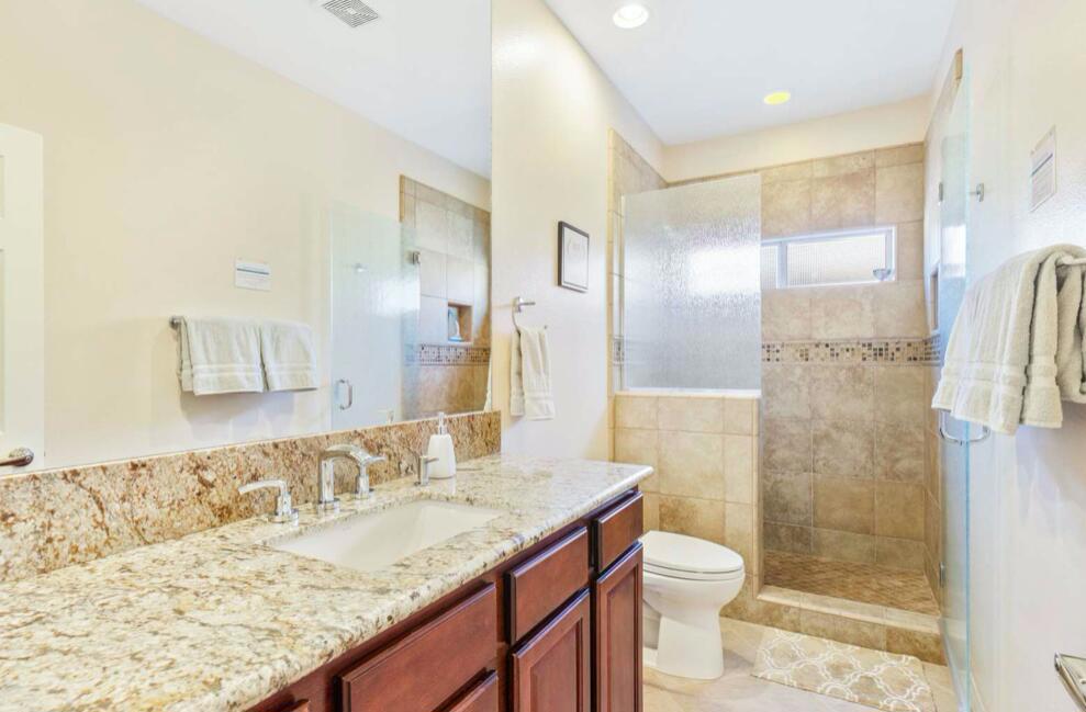 162 Saint Thomas Place