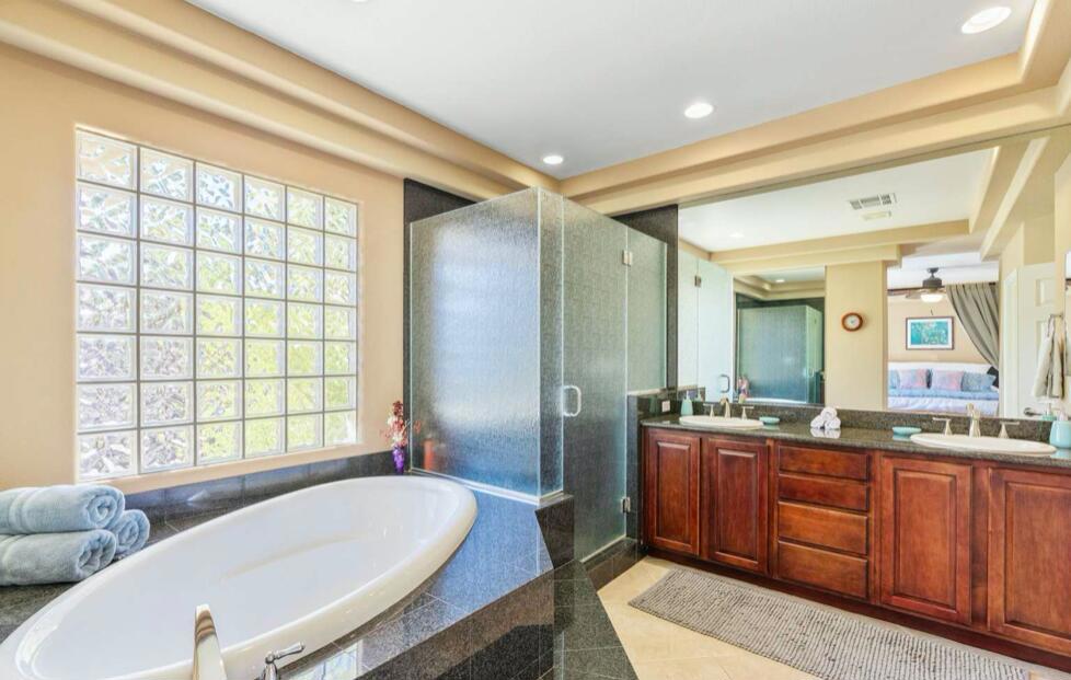 162 Saint Thomas Place