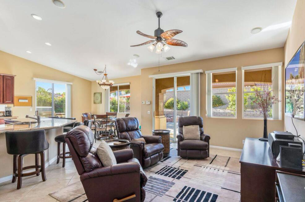 162 Saint Thomas Place