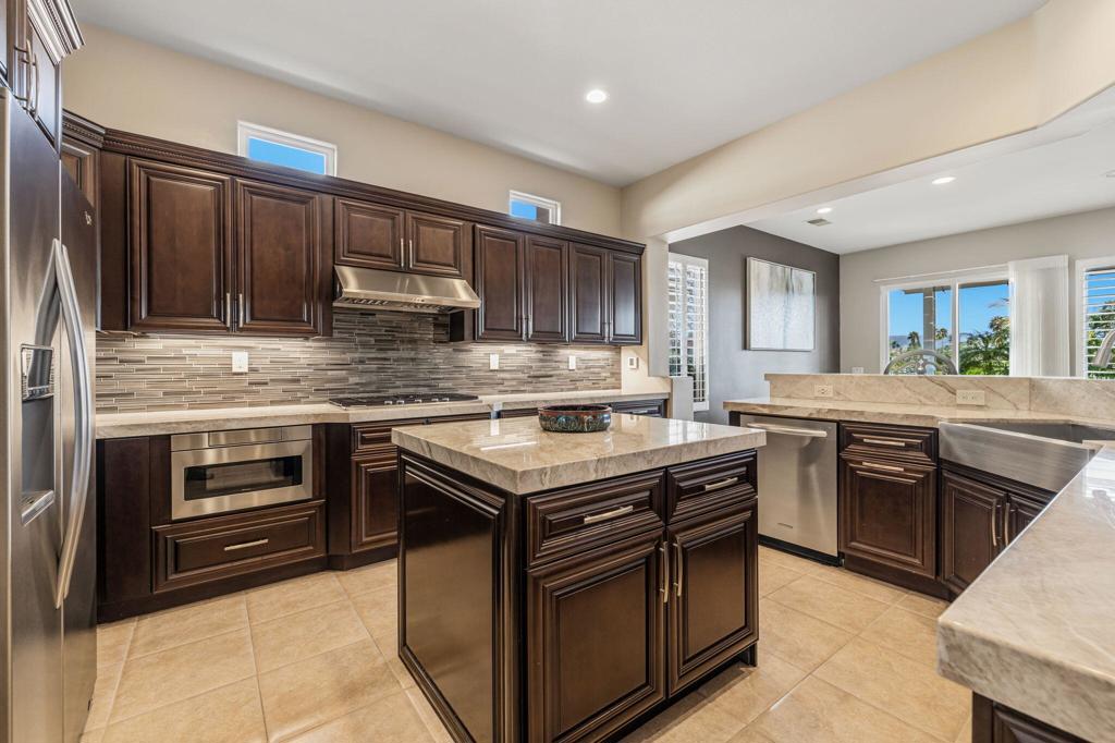 78340 Calle Las Ramblas