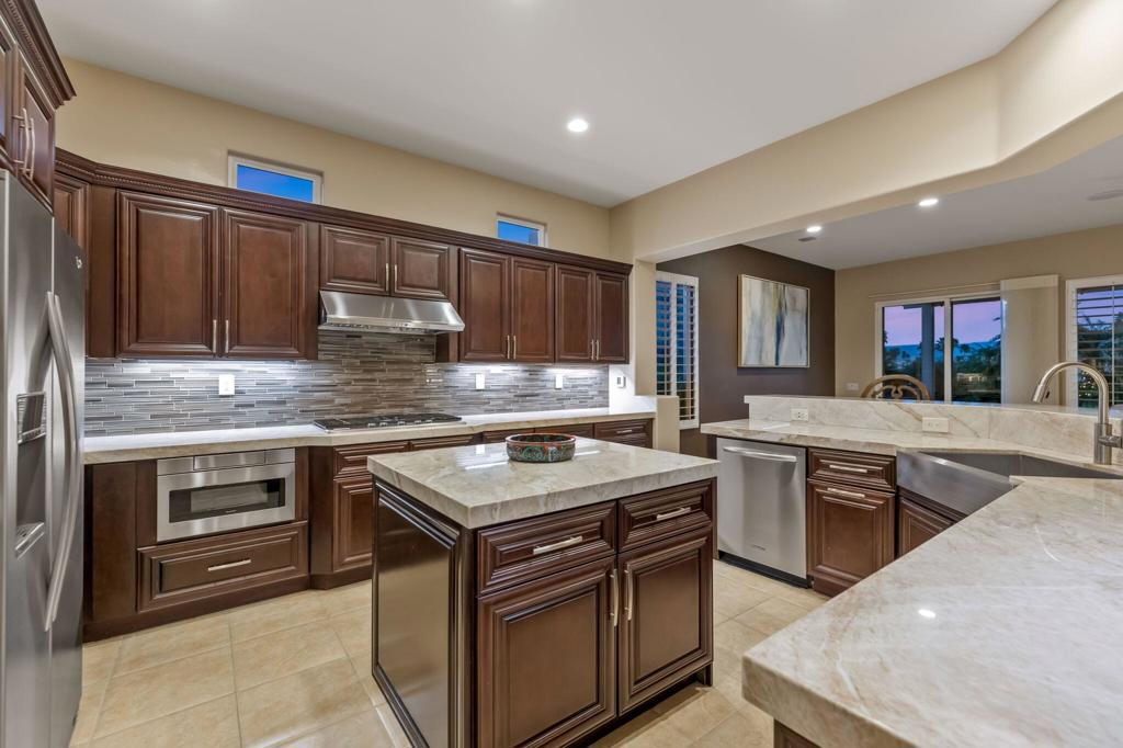 78340 Calle Las Ramblas