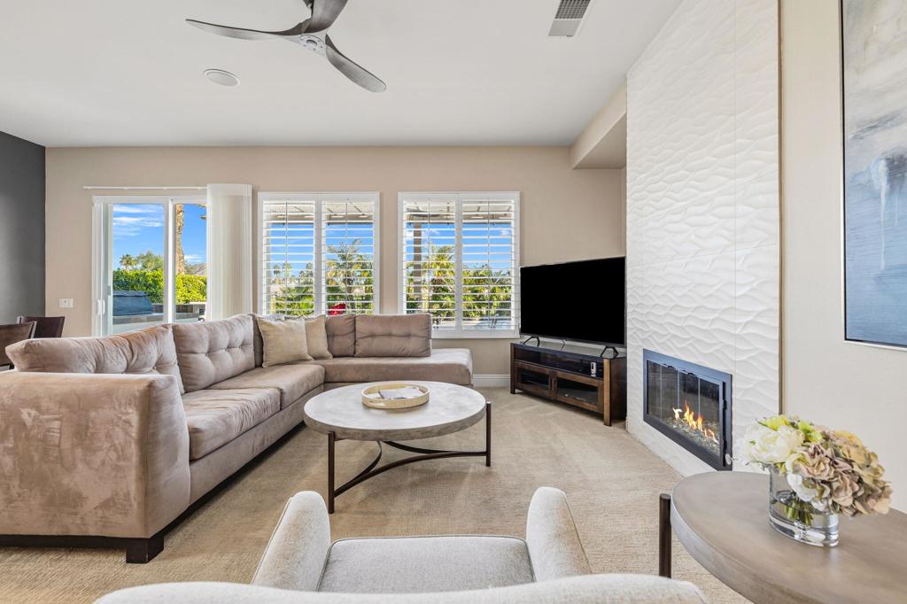 78340 Calle Las Ramblas