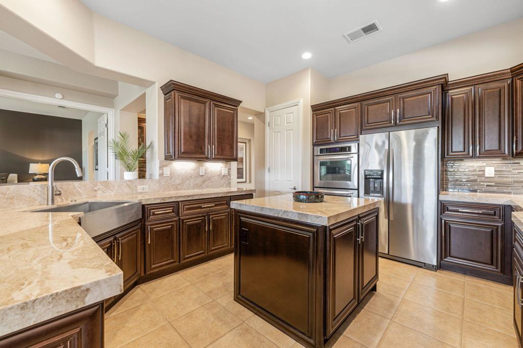 78340 Calle Las Ramblas