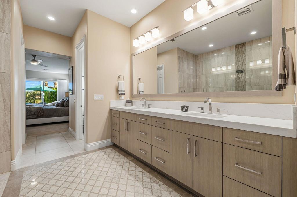 78340 Calle Las Ramblas