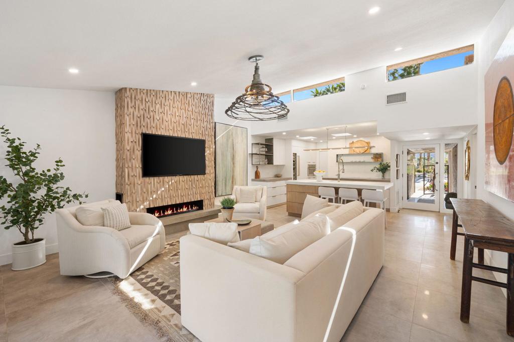 48955 Mariposa Drive