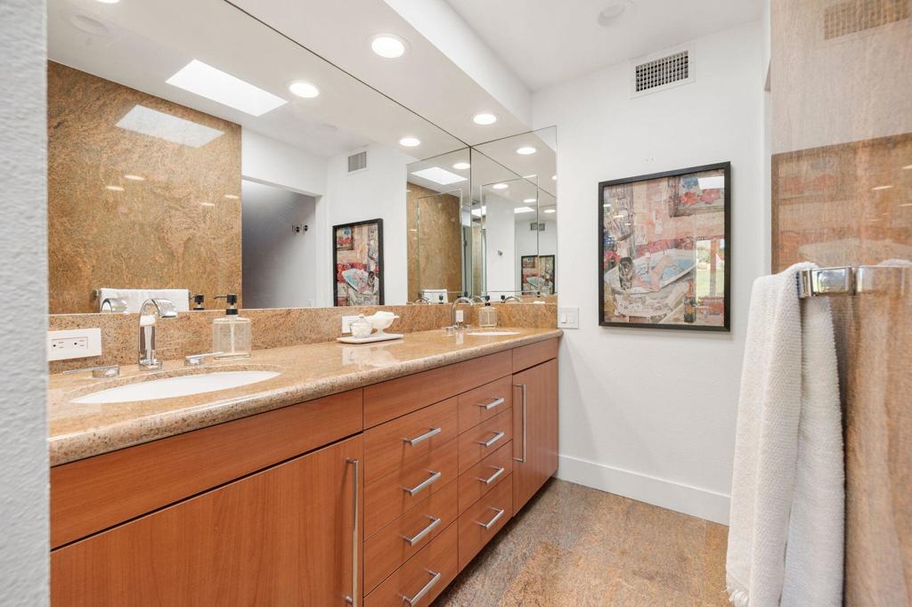 48955 Mariposa Drive