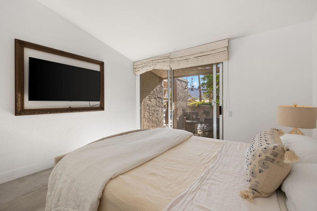 48955 Mariposa Drive