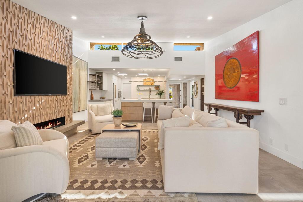 48955 Mariposa Drive