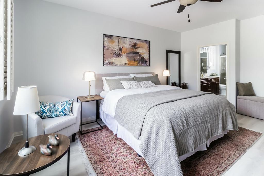 81098 Avenida Vidrio