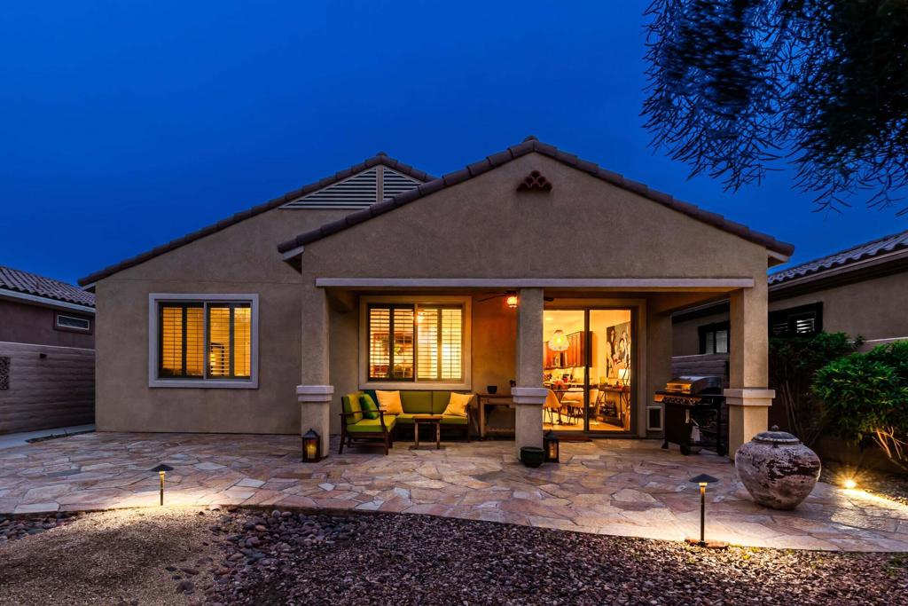 81098 Avenida Vidrio