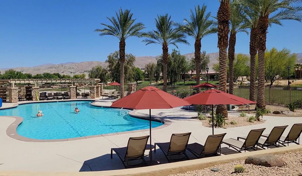 81098 Avenida Vidrio