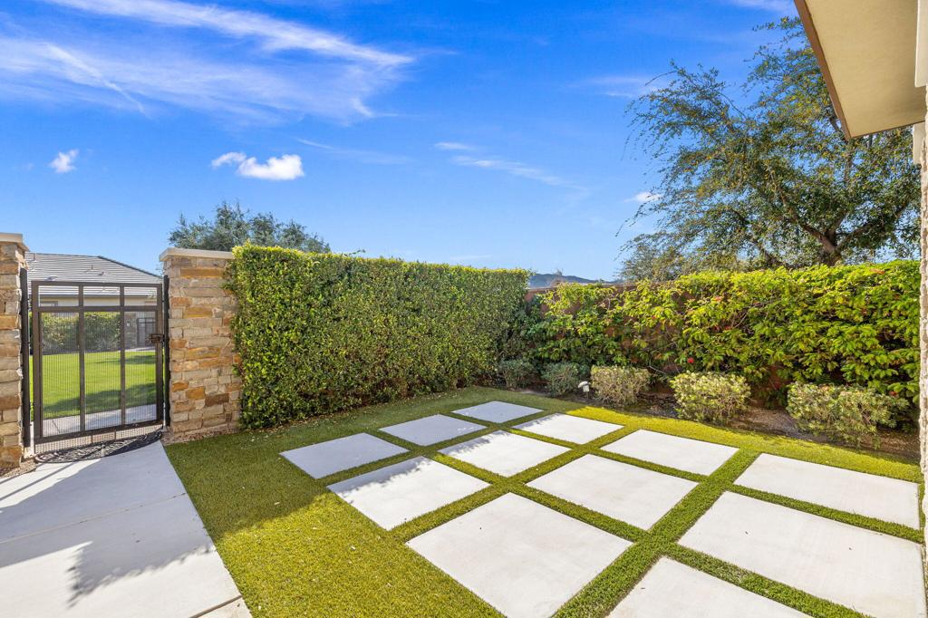 82707 Woodcreek Court