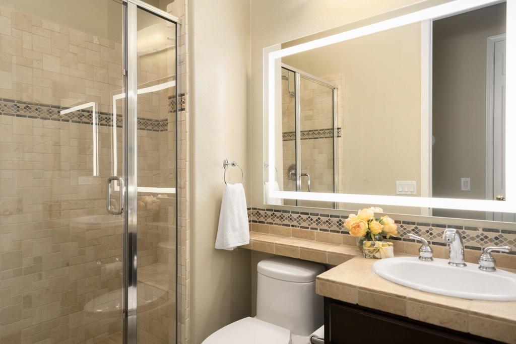 3 Pyramid Lake Court