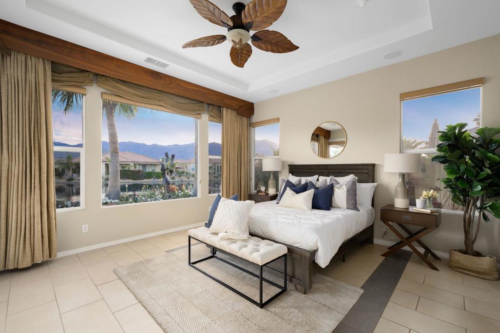 3 Pyramid Lake Court