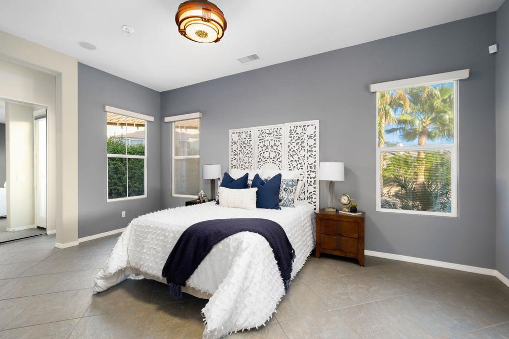 3 Pyramid Lake Court