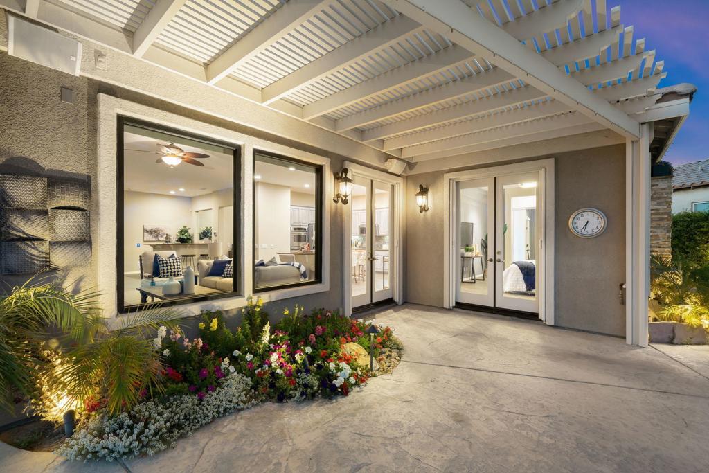 3 Pyramid Lake Court