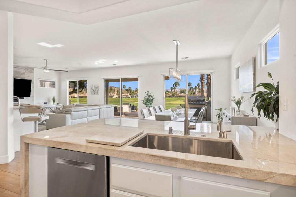 78370 Calle Las Ramblas