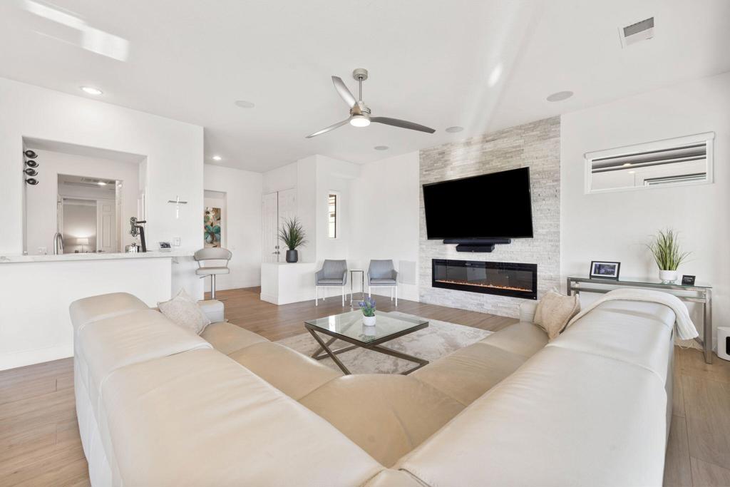 78370 Calle Las Ramblas