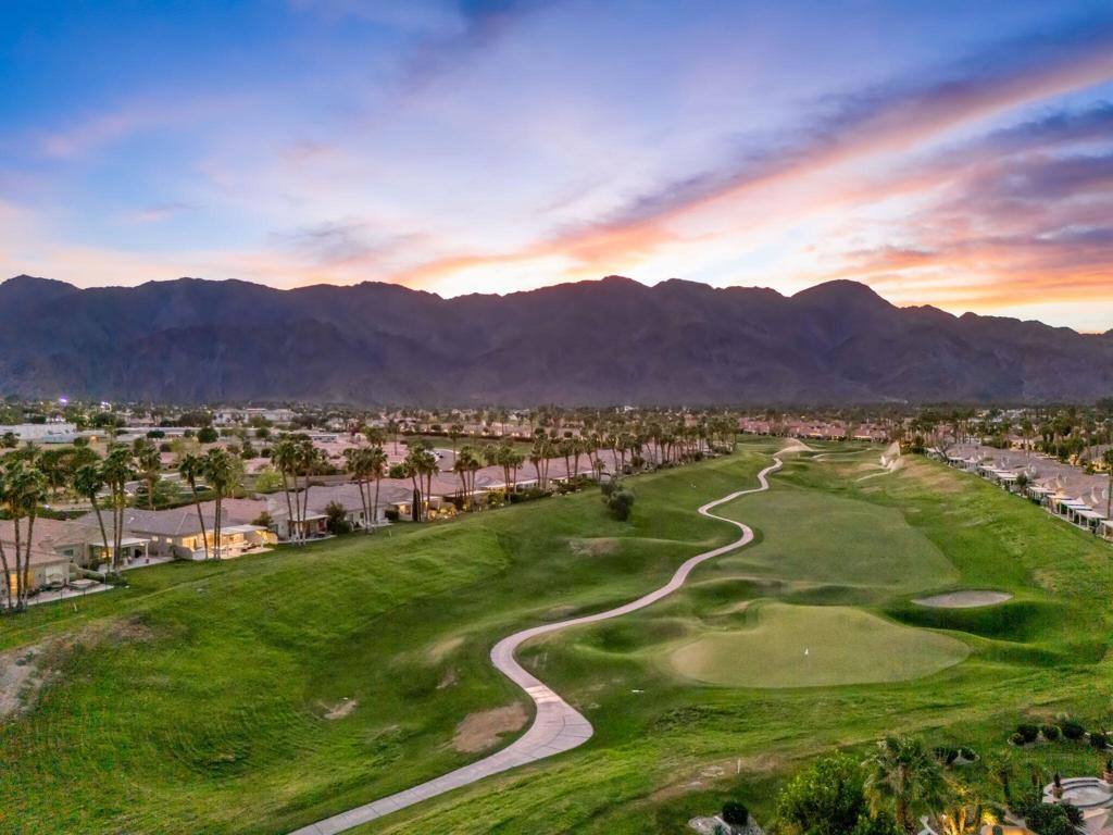 78370 Calle Las Ramblas