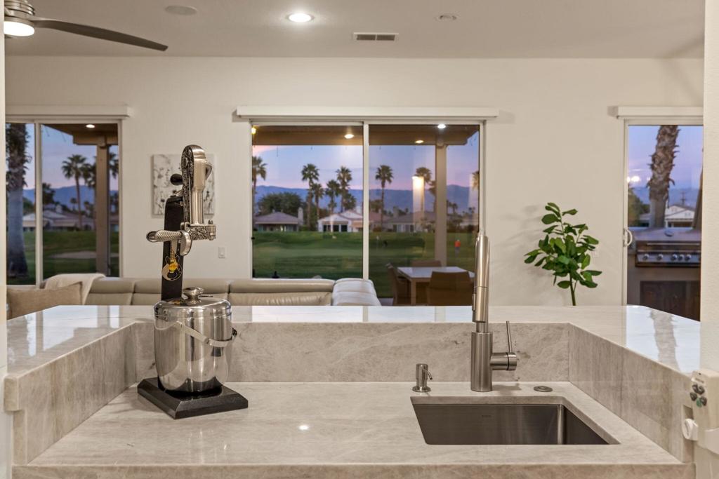 78370 Calle Las Ramblas