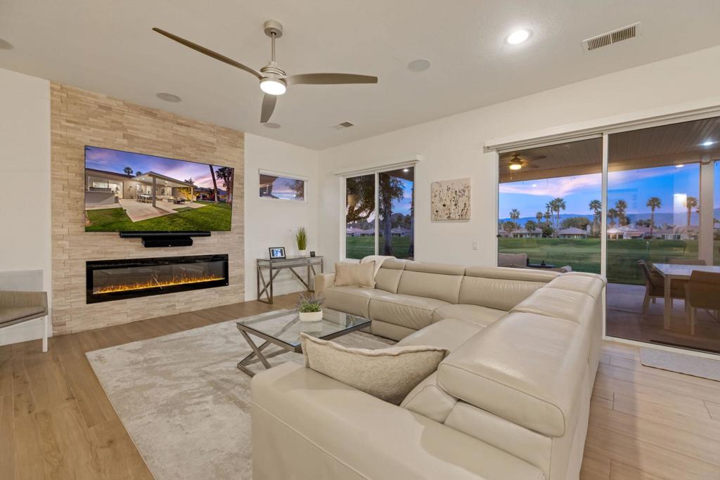 78370 Calle Las Ramblas