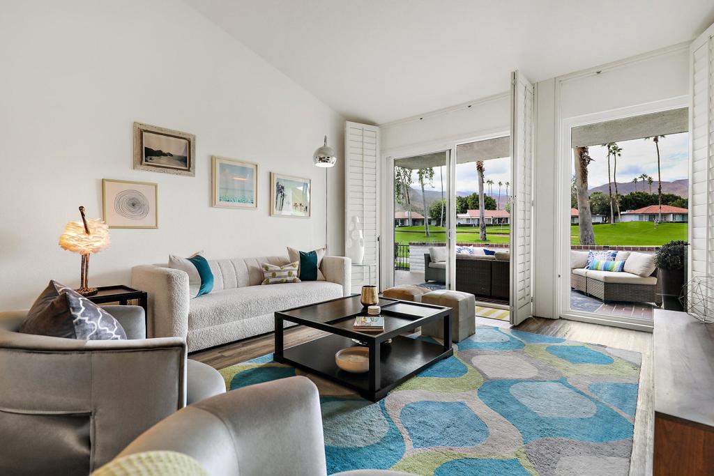 27 Calle Encinitas