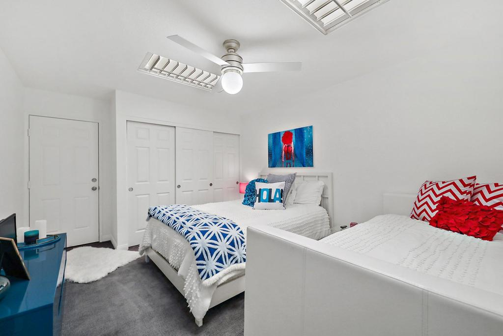 27 Calle Encinitas