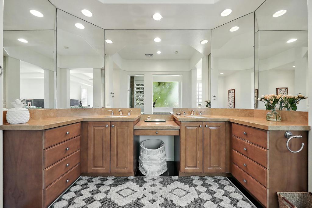 50310 Valencia Court