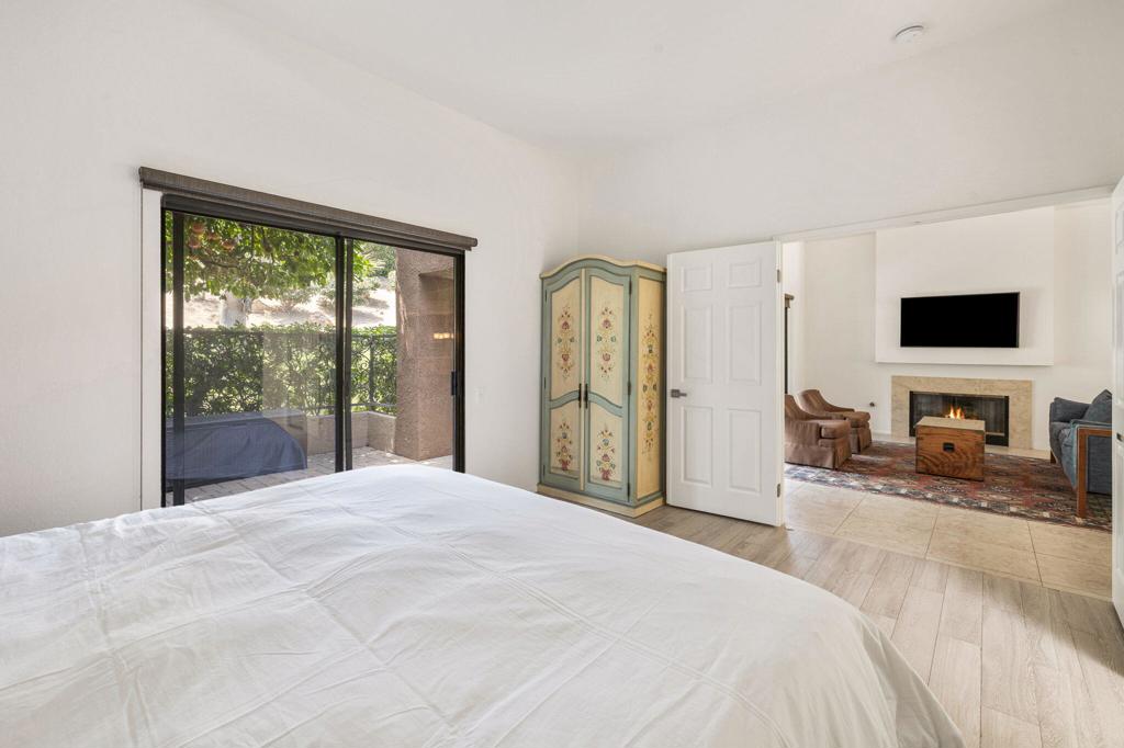 49271 Mariposa Drive