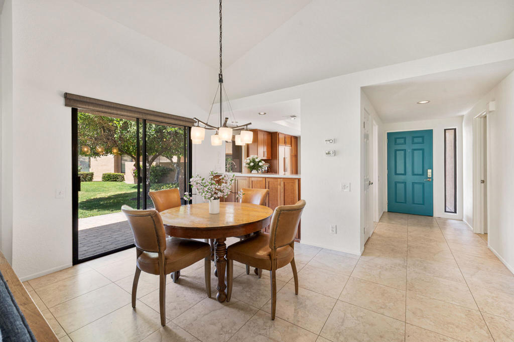 49271 Mariposa Drive