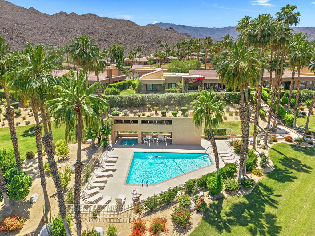 49271 Mariposa Drive