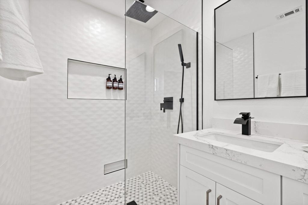 41700 Jamaica Sands Drive