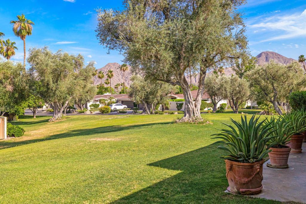 44848 Oro Grande Circle