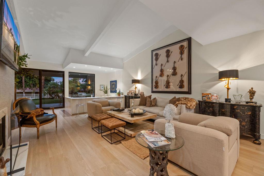 44848 Oro Grande Circle