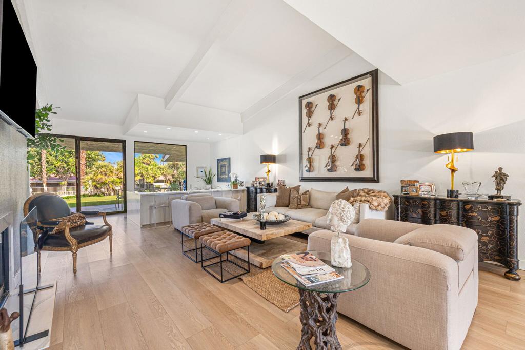 44848 Oro Grande Circle