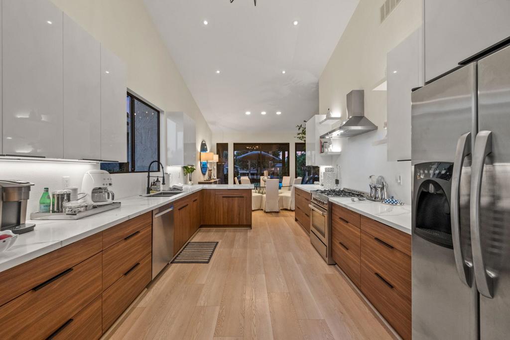 44848 Oro Grande Circle