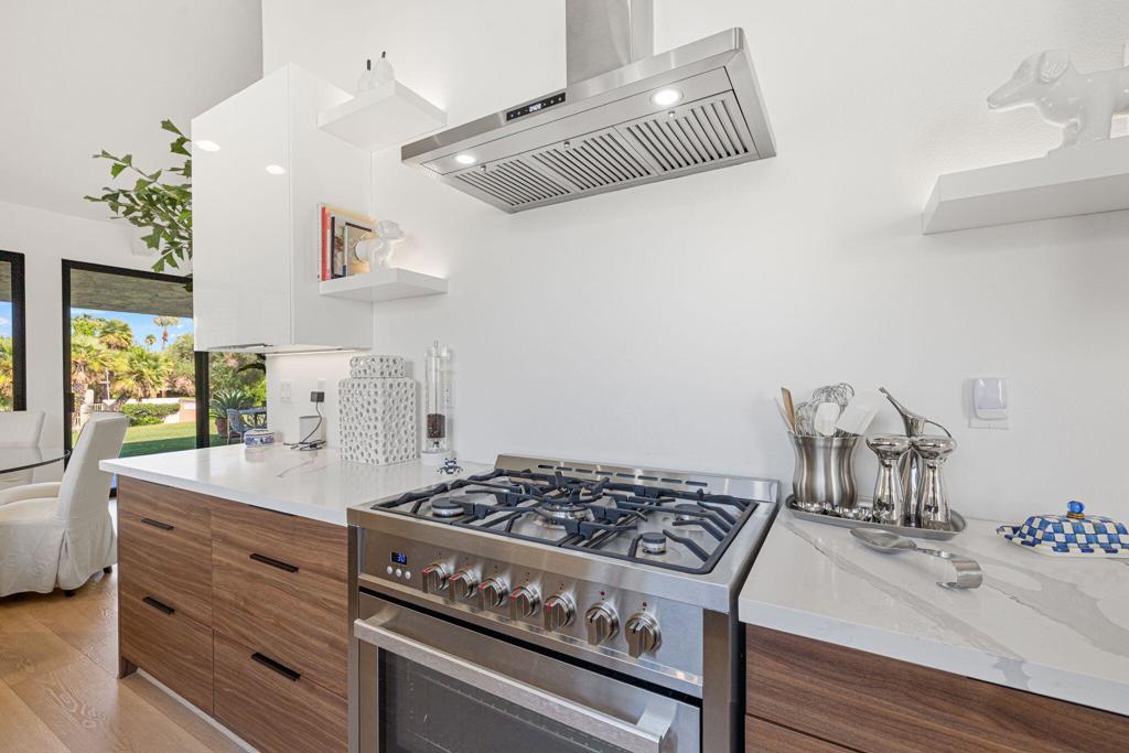 44848 Oro Grande Circle