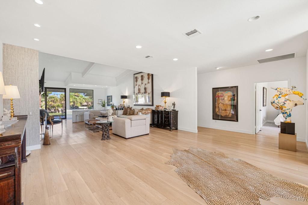 44848 Oro Grande Circle