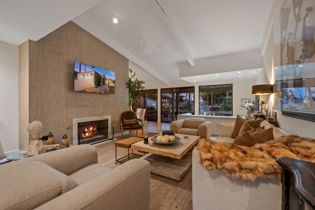 44848 Oro Grande Circle