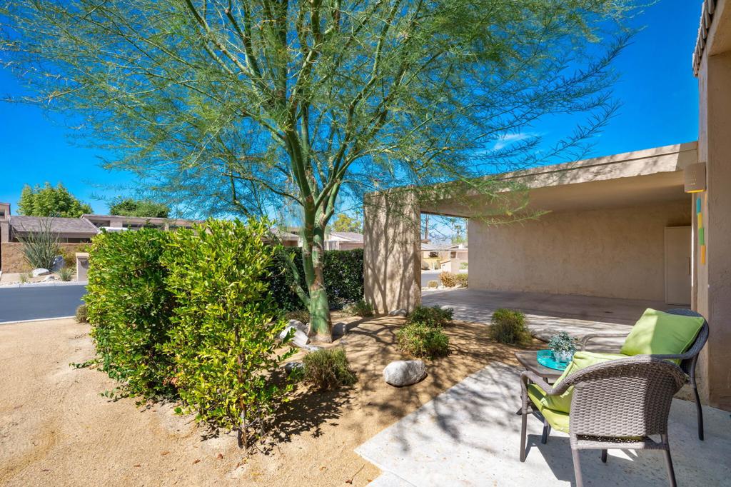 73561 Dalea Lane