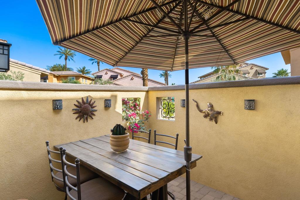 52230 Desert Spoon Court