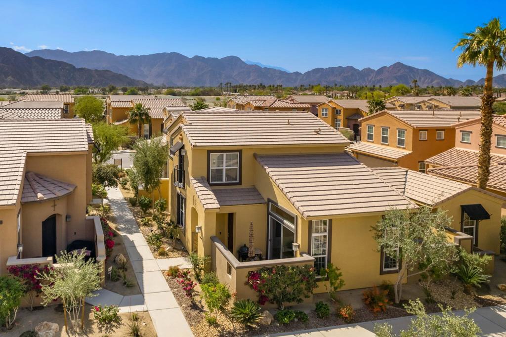 52230 Desert Spoon Court