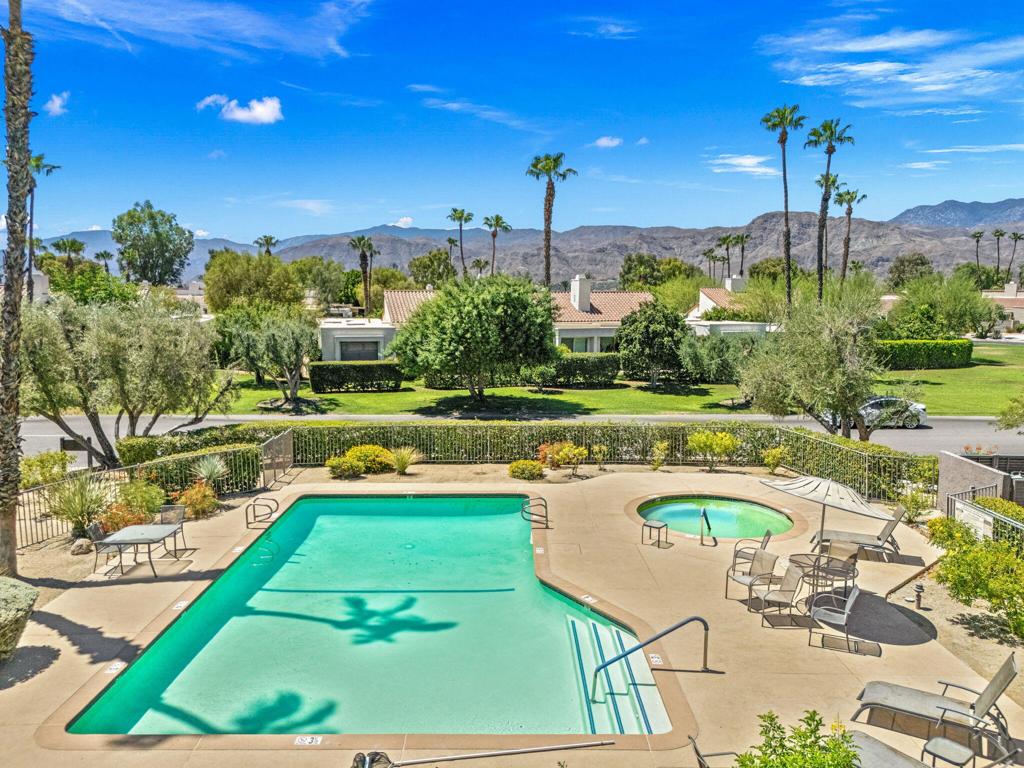925 Inverness Drive