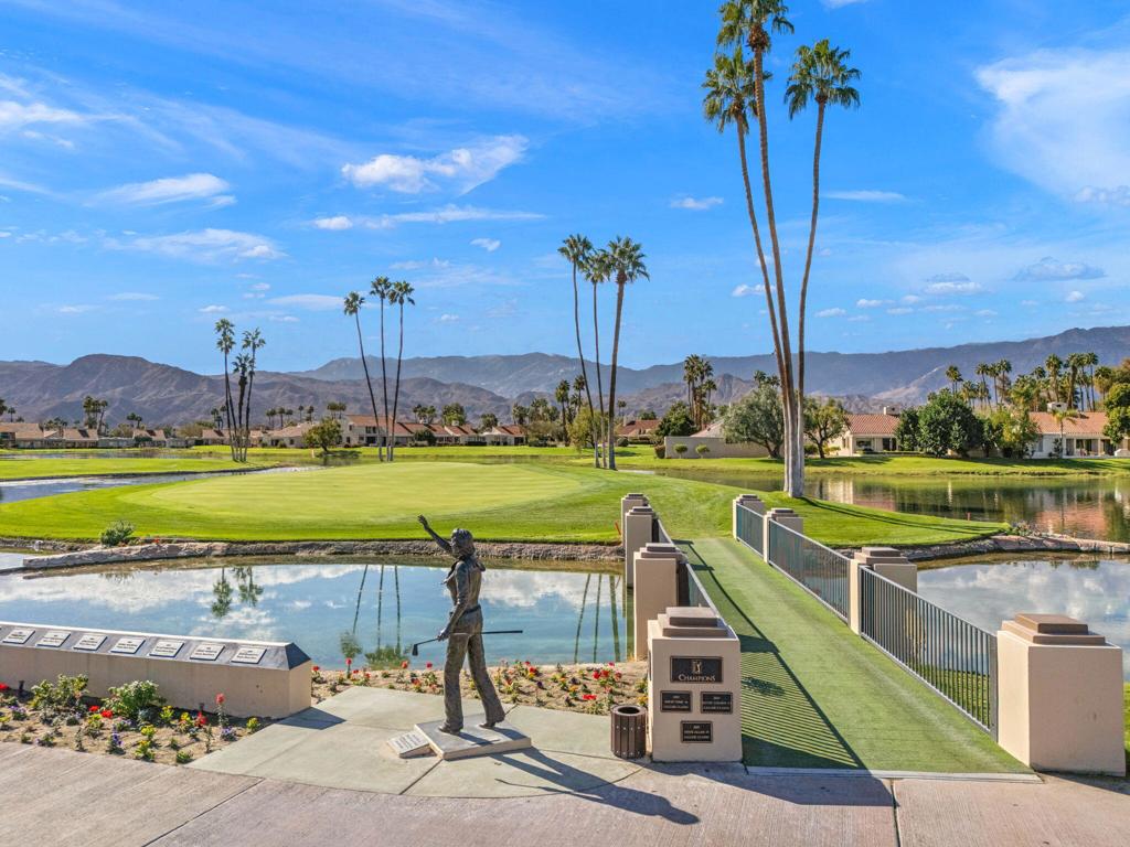 925 Inverness Drive