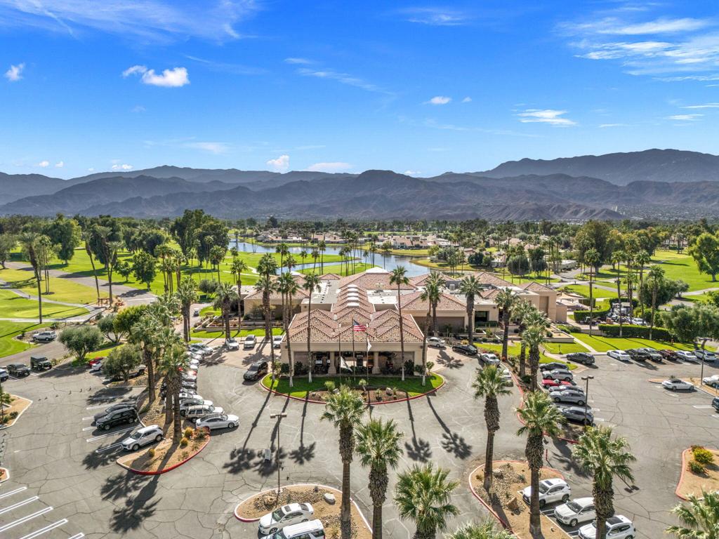 925 Inverness Drive