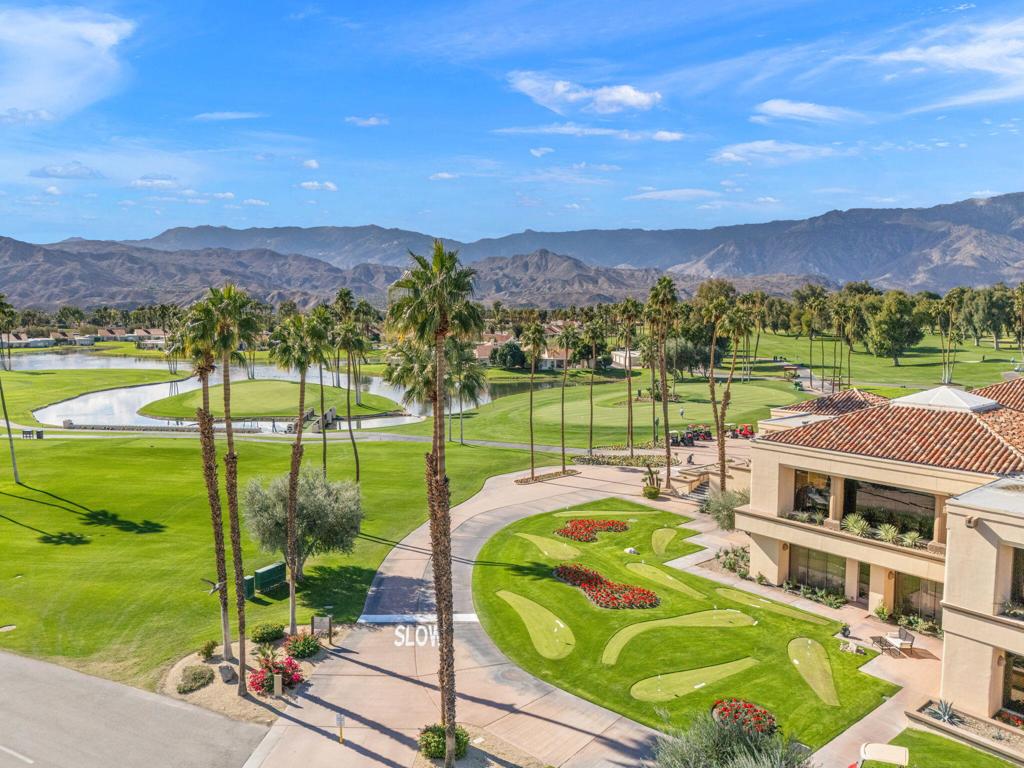925 Inverness Drive