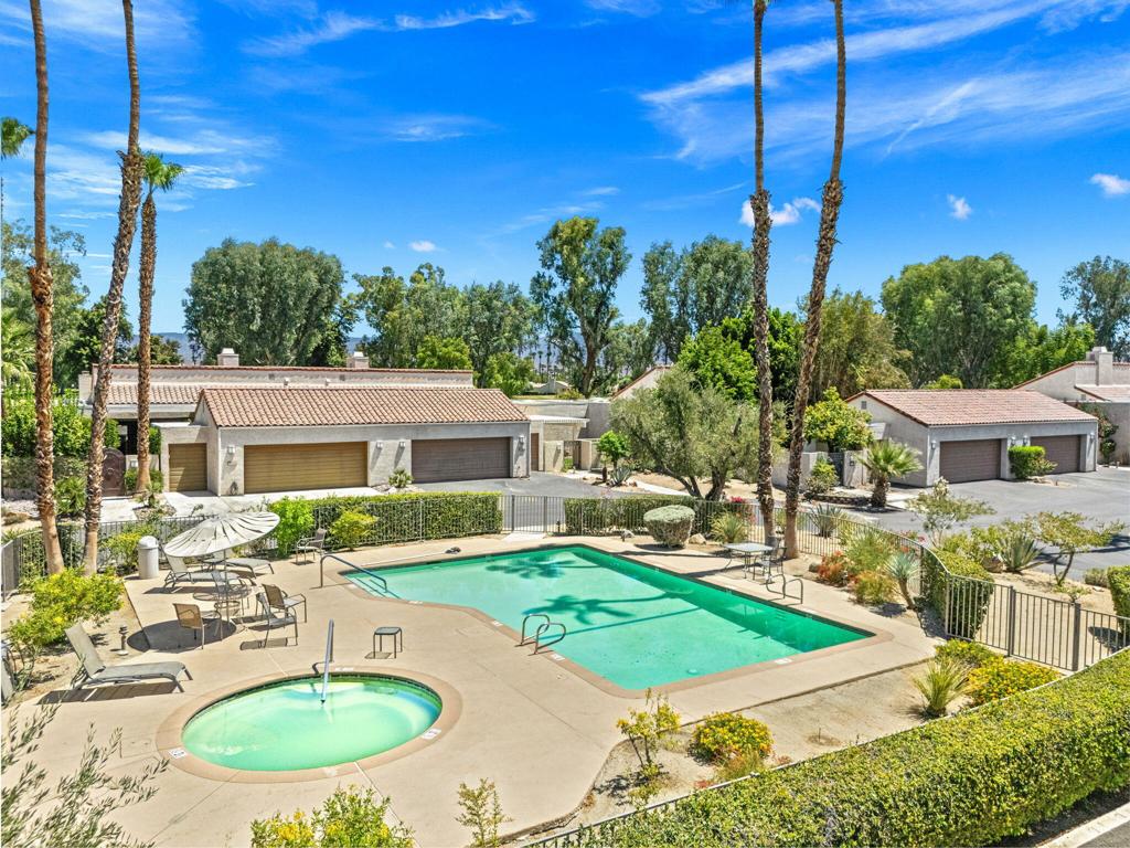 925 Inverness Drive