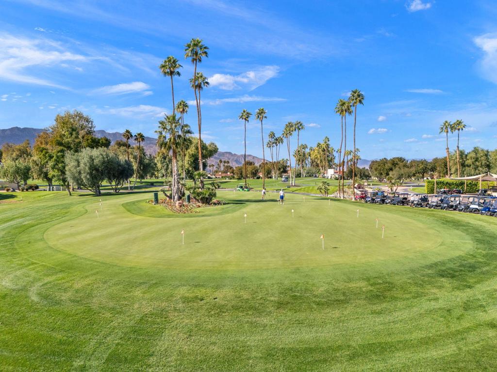 925 Inverness Drive